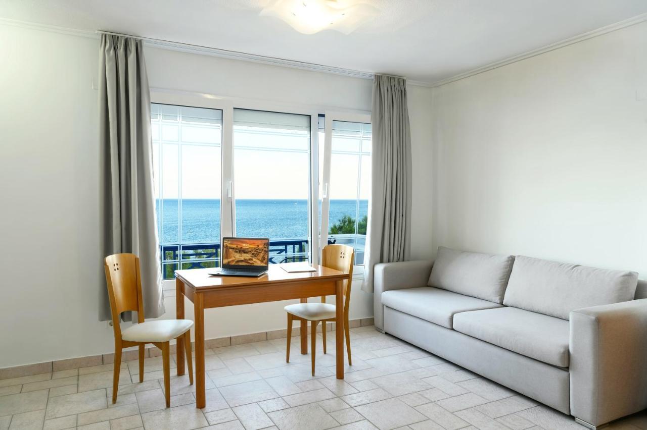 Aliki Studios Paralia Agias Foteinis المظهر الخارجي الصورة